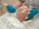un dermatologue